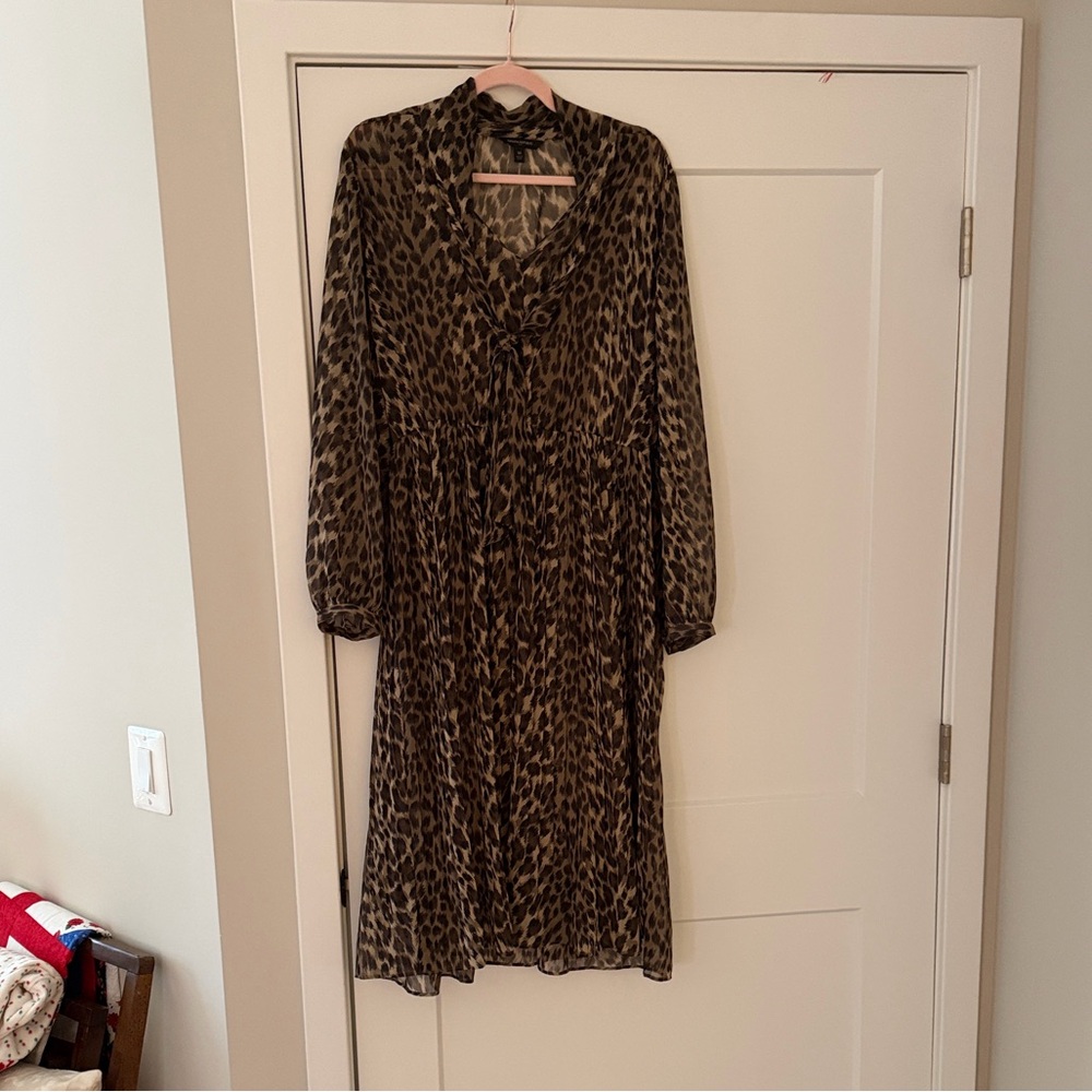 Banana Republic Animal Print Long Sleeve Dress